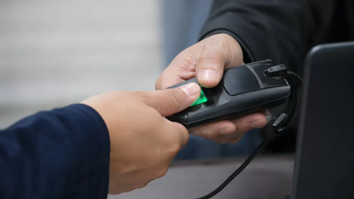 Fingerabdruckscan mit biometrischem Lesegerät