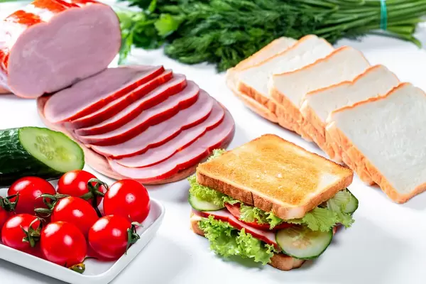 Finished sandwich and components-products for its preparation