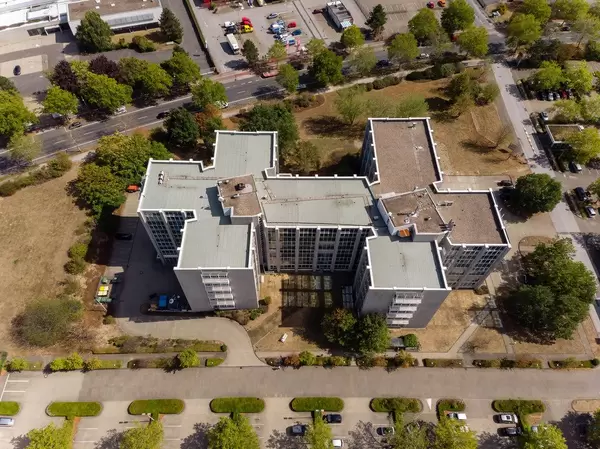 Firmenzentrale der QSC AG in Köln aus der Luft fotografiert