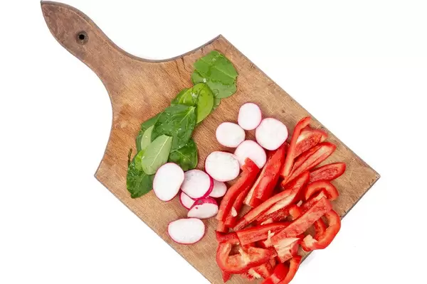Flat lay abovove Chopped red Paprika Radishes and Baby Spinach (Flip 2019)