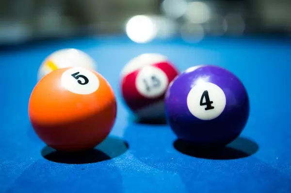 Focused pool 4 and 5 balls