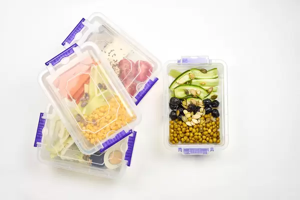 Foods high in vitamins, minerals, proteins, antioxidants and fiber