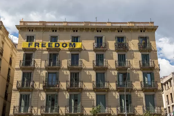 Freedon banner on Spanish house at Av. del Marquès de l'Argentera shows solidarity with Catalonia's independency in Barcelona