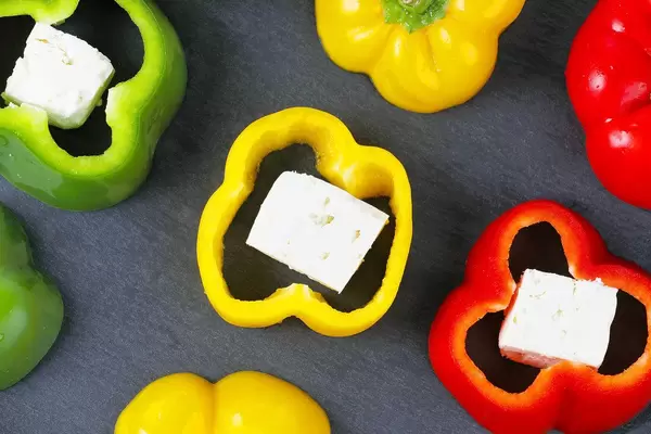 Fresh bell pepper and cheese, slices