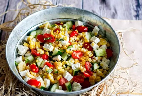 fresh corn salad