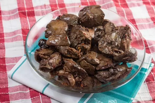 Fried Chicken Liver in the bowl on the kitchen tablecloth