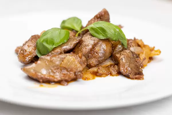 Fried Chicken Liver served on the plate