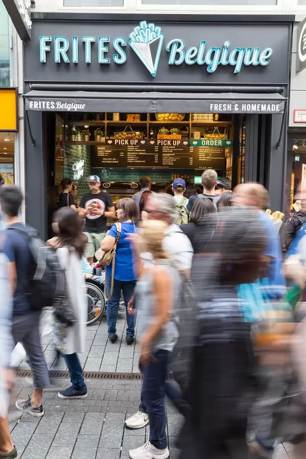 Frites Belgique fast food outlet