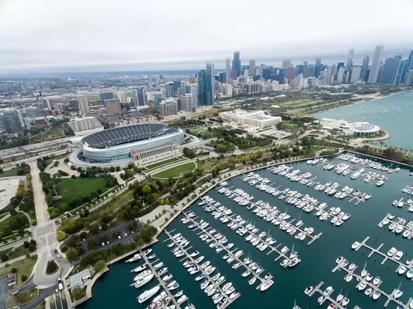 From above: Soldier Field, Museum Campus, The Field Museum, Shedd Aquarium and Skyline of Chicago