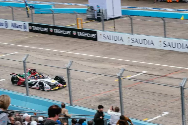 Front view of Lucas di Grassi car during the race in Berlin