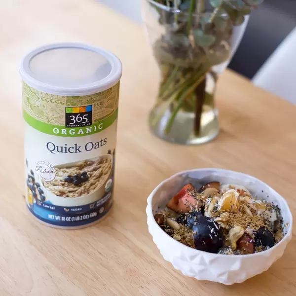 Fruchtsalat mit Bio-Haferflocken von 365 Everyday Value