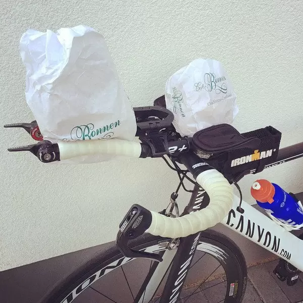 Frühstück ist da. #triathlon #canyon #sports #cycling #bike #instapic #happy #instarunner #trichallenge #im703 #kraichgau #ironman