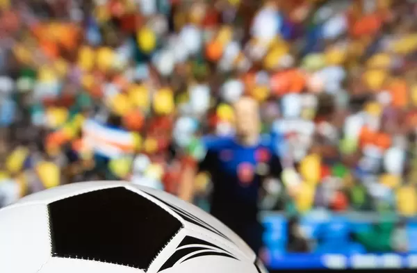 Fußballspiel auf dem Sportkanal