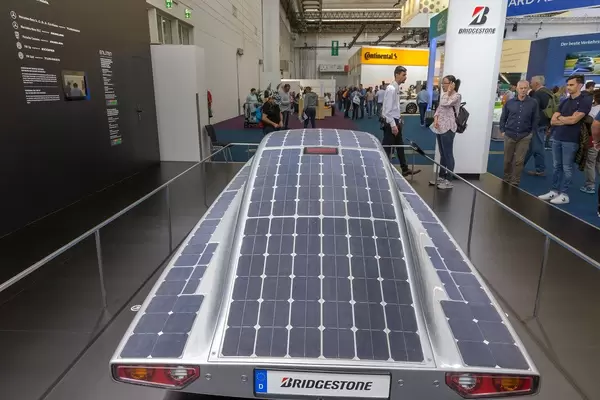 Futuristic vehicles: German students designed the electric solar car blue.cruiser, with solar cells on the car body