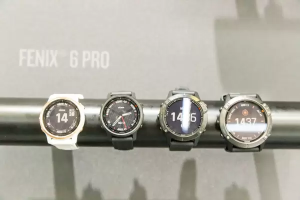 Garmin Fenix 6 Pro Multisport GPS watch, with training features, wrist heart rate and Pulse Ox, for athletes