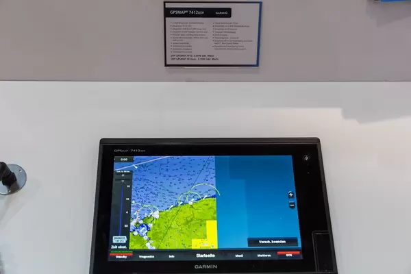Garmin GPSMAP 7412xsv