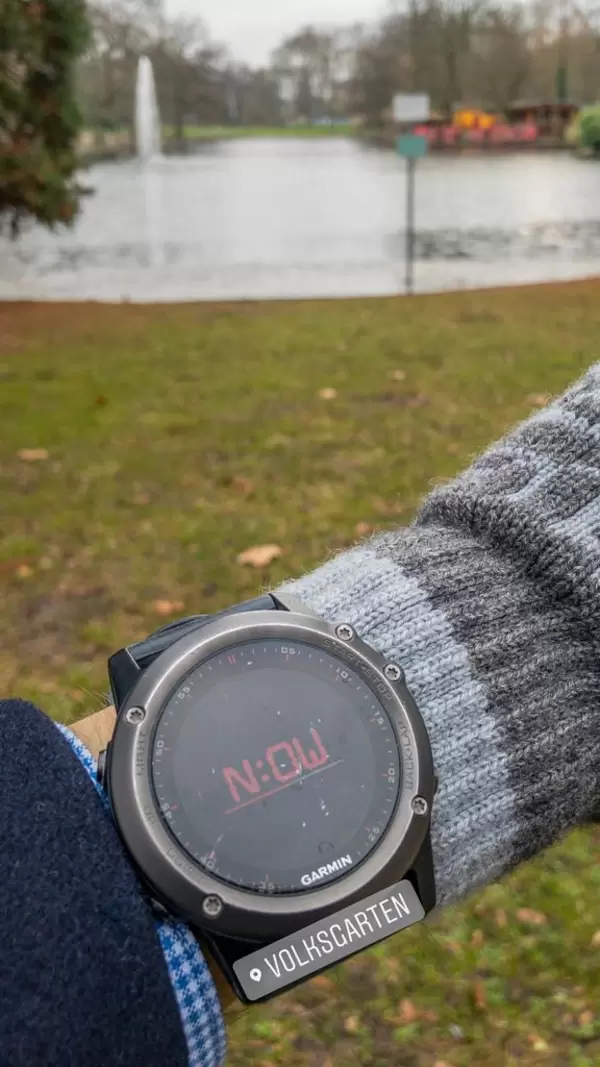 Garmin Smartwatch zeigt NOW an
