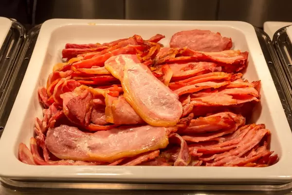 Gebratener Schinkenspeck