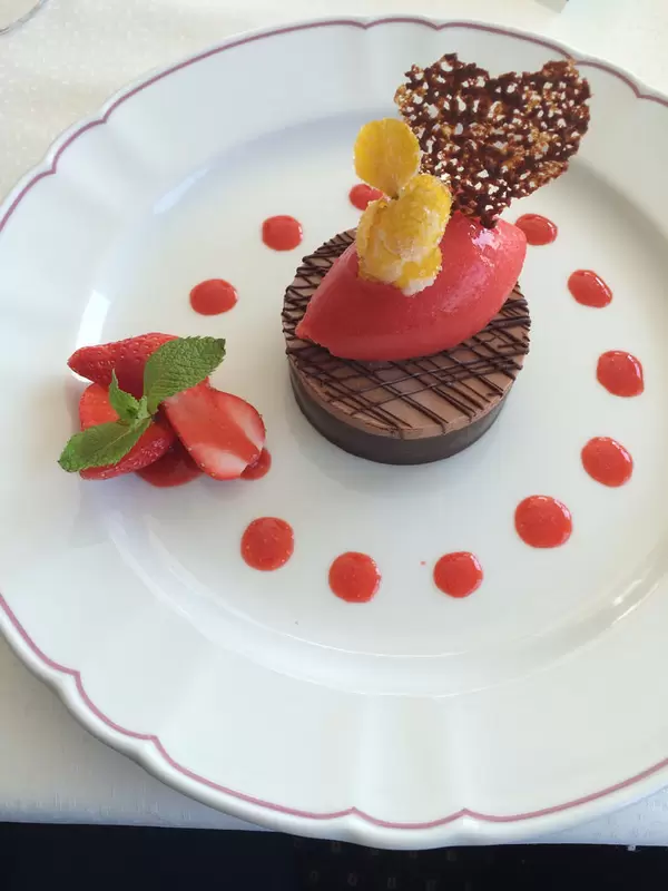 Geeistes Schokoladenfondant Sorbet, Früchte #foodporn #foodfestival #instafood #sweets #instafood #happy #yummy #dessert #fresstag