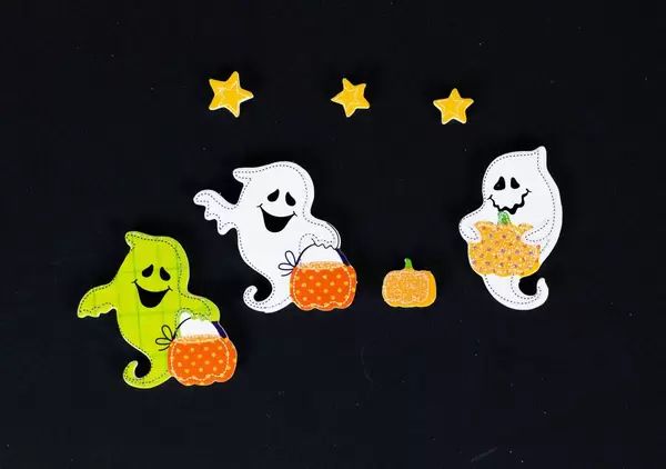 Geheimnisvolle Geister. Halloween-Dekoration