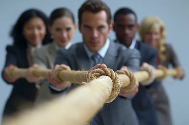 Geschäftsteam bei der Zusammenarbeit