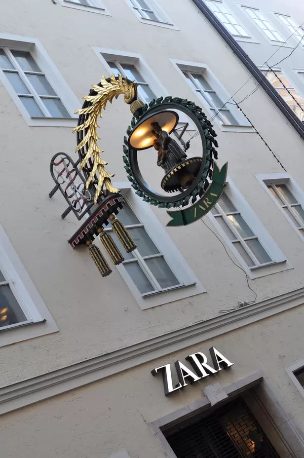 Getreidegasse Salzburg: Zara