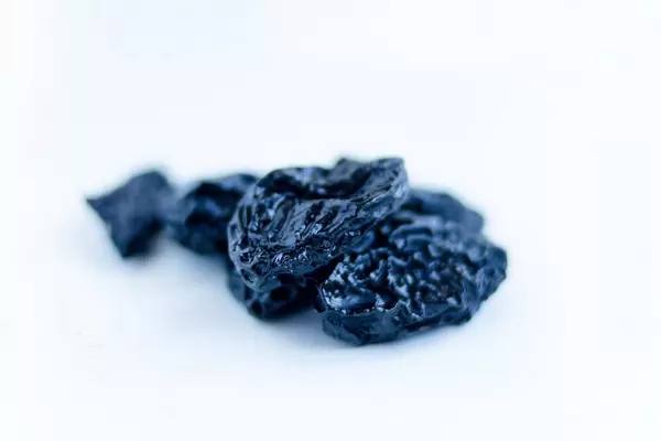 Getrocknete Pflaumen / Dried Plums In Close Up