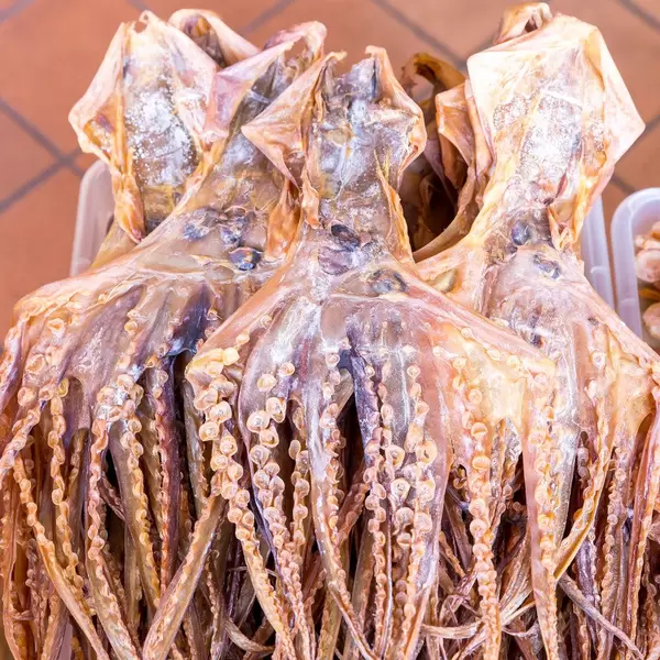 Getrocknete Tintenfische