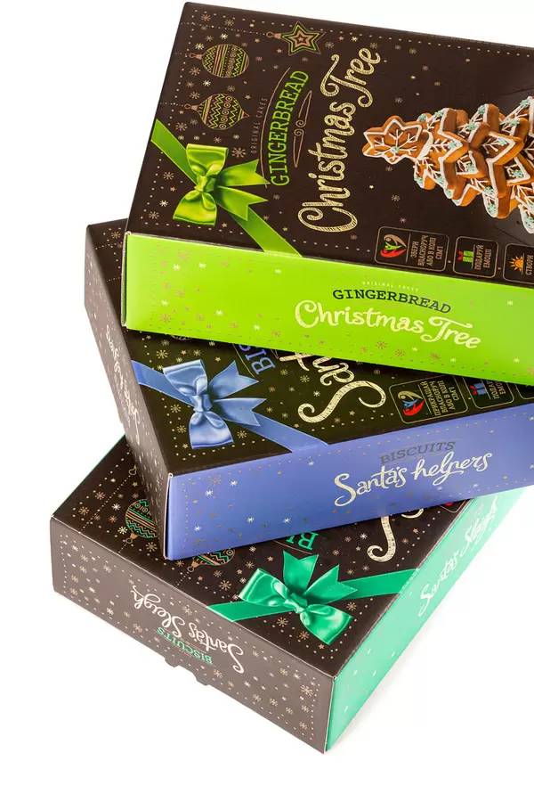Gift boxes with christmas gingerbread