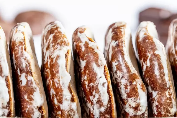 Gingerbread cookies with white glaze  Flip 2019