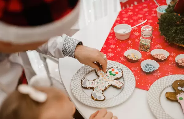 Gingerbread Men  Sugar Colorful Decors