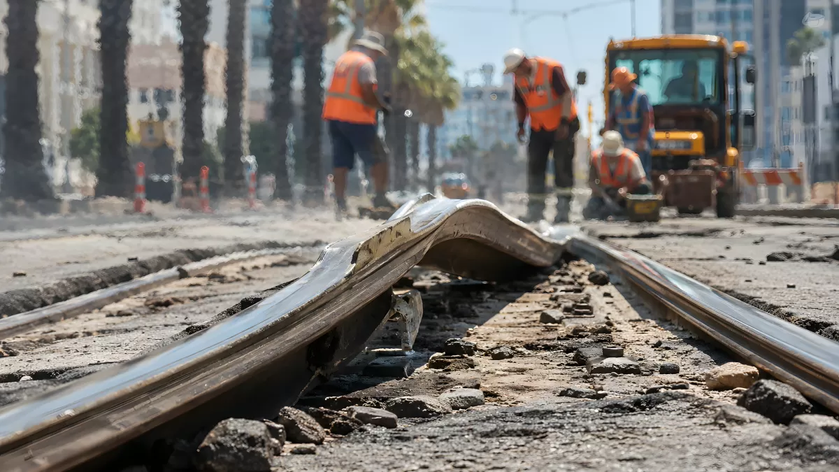Hitzeschäden an Infrastruktur wie Gleisen