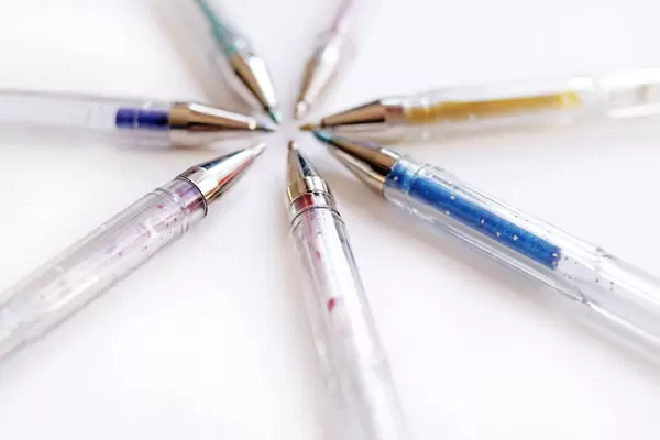 Glitzerstifte (engl. Glitter Pens)