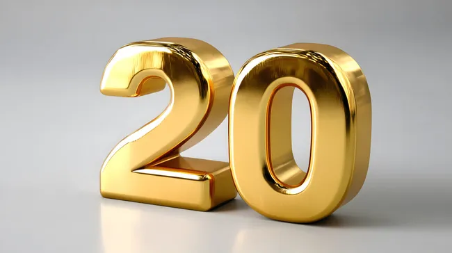 Goldene Zahl 20 in Metall - Luxuriöses Jubiläums-Stockfoto