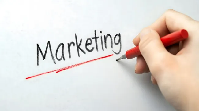 Grafik zum Thema Marketing mit roter Hervorhebung