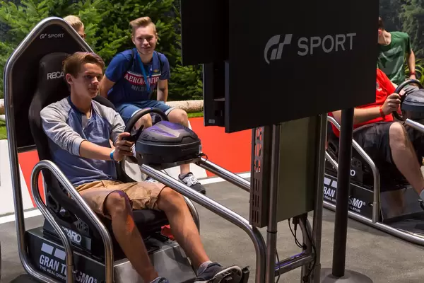 Grand Tourismo Sport