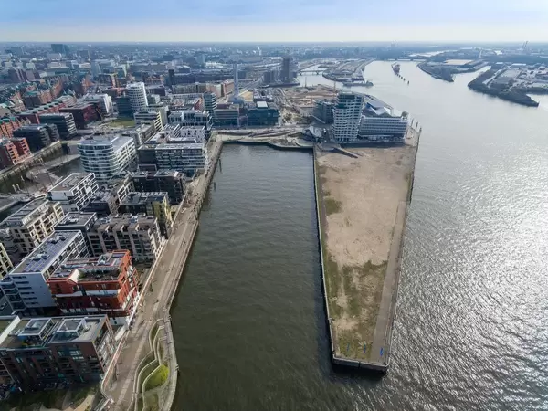Grasbrookhafen und Strandhafen in Hamburg