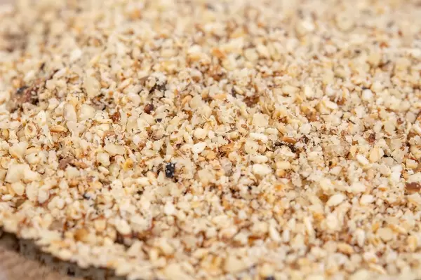 Grated Walnuts with Sesame