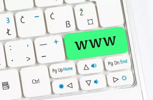 Green internet keyboard button