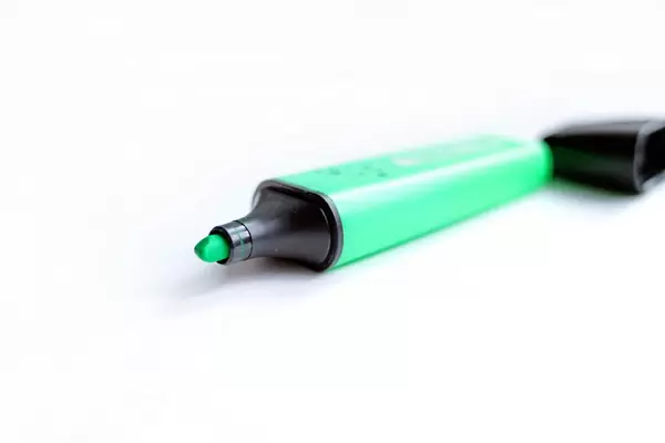 Grüner Textmarker