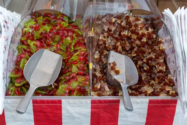Gummibonbons in Form von Cola-Flaschen - Boot Düsseldorf 2018
