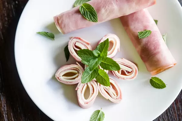 Ham and cheese appetizers