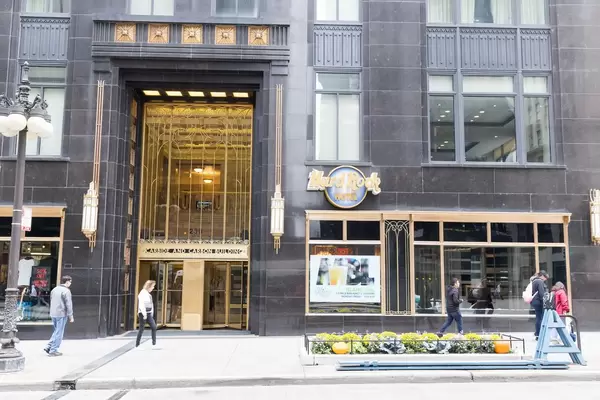 Hard Rock Hotel in the Carbide and Carbon Building