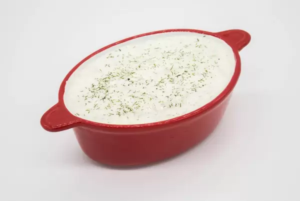 Hausgemachte griechische Tsatsiki Soße