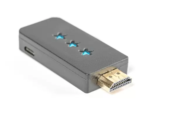 HDMI device for eight-bit game