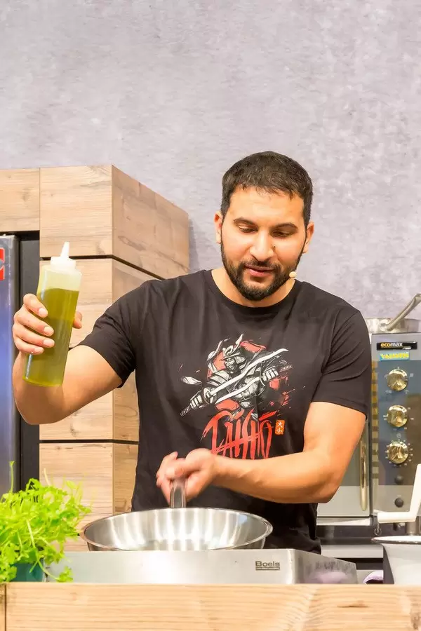 Healthy cooking with Attila Hildmann