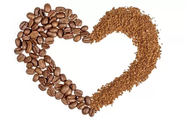Heart-shaped coffee frame, top view