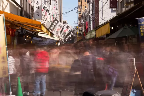 Hectic Tsukiji Market in Tokyo