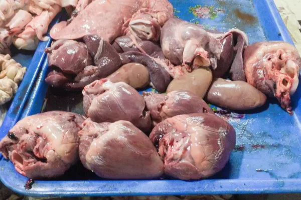 Herzen auf Markt in Hoi An