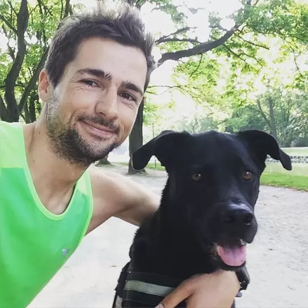 Heute nur Lauf-ABC und Athletik-Blöcke statt Umfänge. #meinflowment #sports #trilife #triathlon #hamburgtriathlon #running #puppy #laboftheday #koellelive #thisiscologne